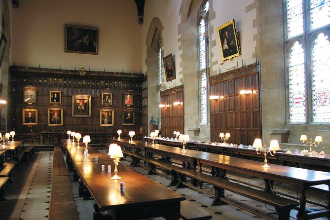1.5-hour Oxford City and University Walking Tour - Starting at Trinity College on Broad Street