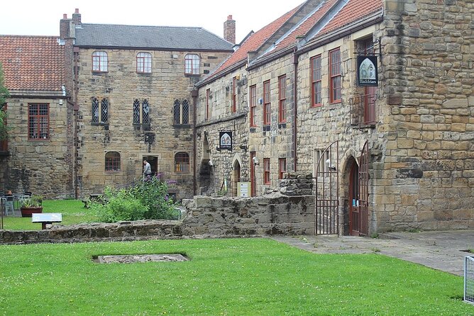 1-Hour and a Half Walking Guided Tour in Medieval Newcastle - Why this free Newcastle tour is worth your time