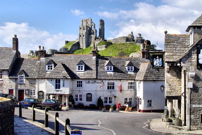 2 DAY TOUR | Jurassic Coast, Glastonbury, Stonehenge & Salisbury - Why this two-day route works