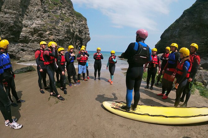 2-Hour Coasteering Adventure Near Bude - The safety briefing before entering the sea