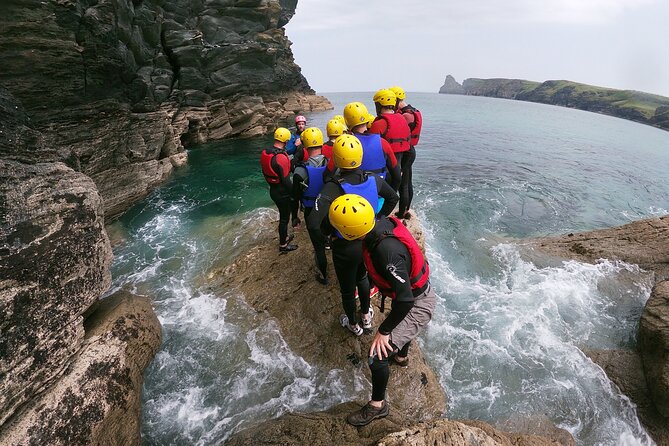 2-Hour Coasteering Adventure Near Bude - Swimming and moving along Cornwall’s rocky edge