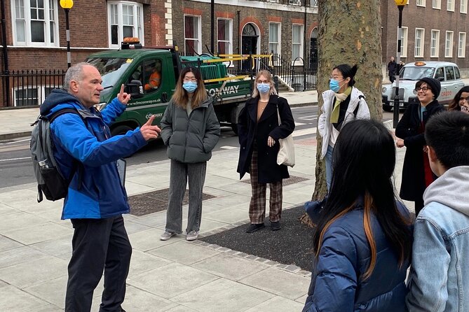 2-Hour Private LGBTQ+ History Tour of London with a Licensed Guide - A landmark lesbian novel and London’s best-loved LGBTQ+ bookshop