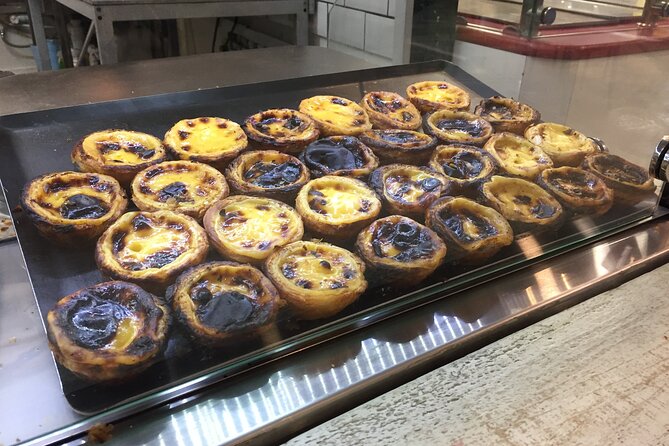 3-Hour Guided Manchester Food Tour with Lunch - Stop six: dessert and practical Manchester advice