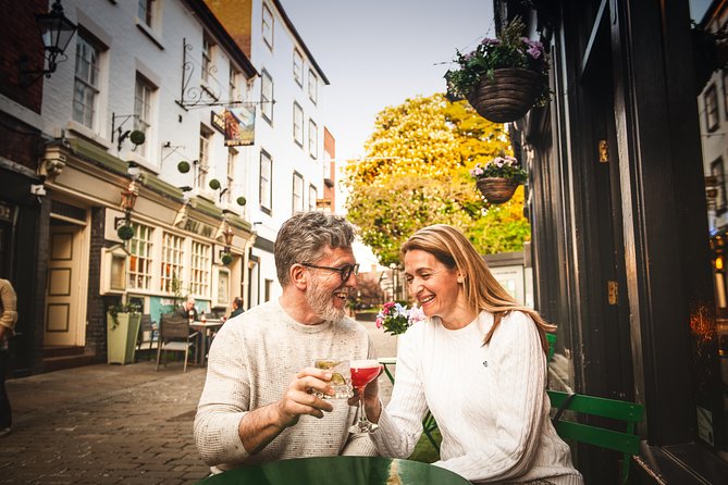 5-Day Heart of England, Wales & Yorkshire Small-Group Tour from London - Accommodation, meals, and extra costs