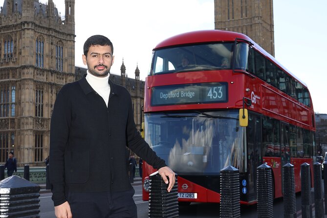 60-Minute Private Photoshoot Tour near Bigben and London Eye - Westminster Bridge and the double-decker bus shot