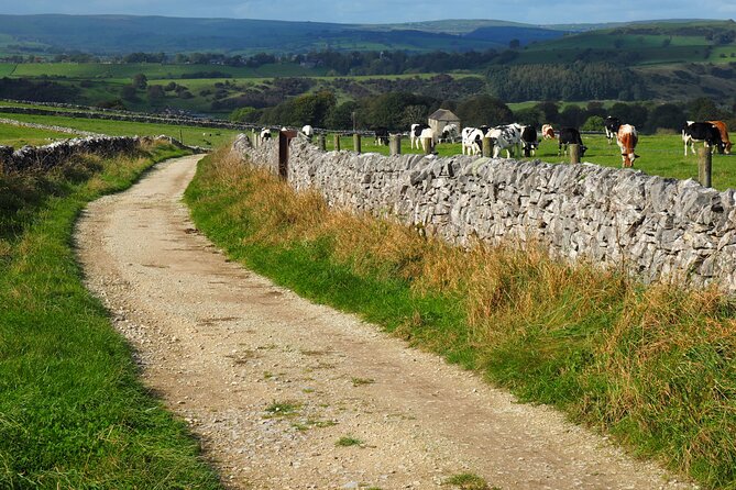 6hr Small Group Peak District eBike Tour - Starting in Winster at 10am