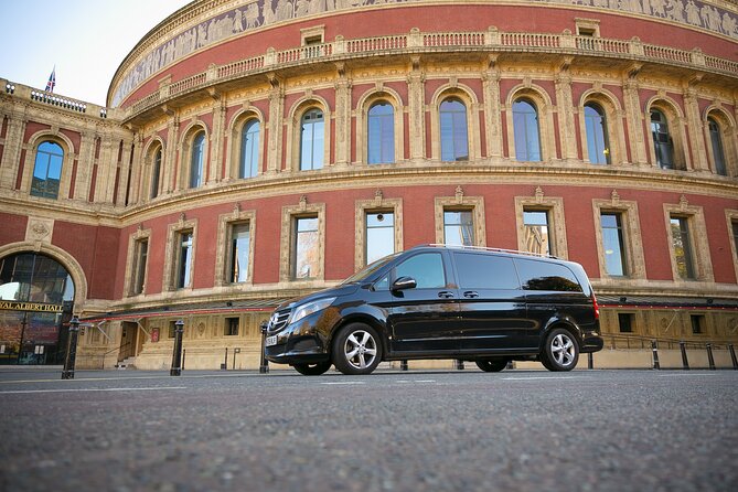 8 Seater Transfer: Heathrow Airport to Central London - The ride to central London in a Mercedes Vito or Vauxhall Vivaro