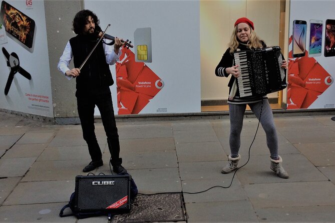 90 Minute Classic Walking Tour of Oxford - Carfax Tower and the older back streets