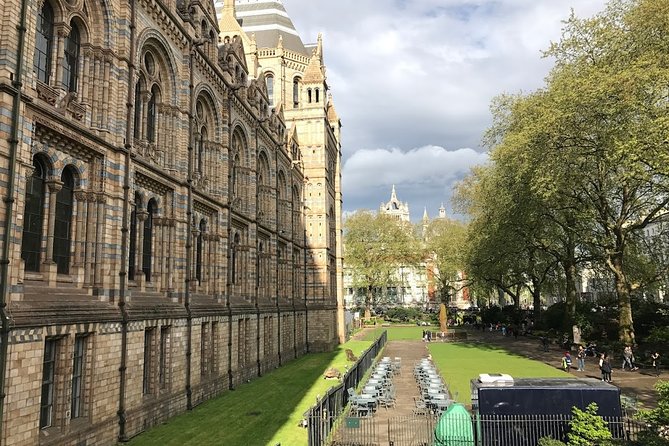 A Day at the Museum - Natural History Museum London - What three hours really gives you