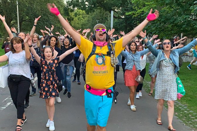 A Silent Disco Adventure in London - A playlist made for singing, not serious choreography