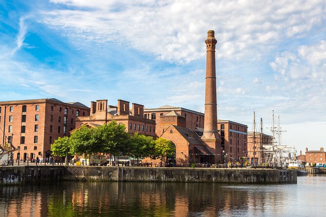 A Walk Through Time: History of Liverpool Walking Tour - Liverpool Town Hall and the Georgian city