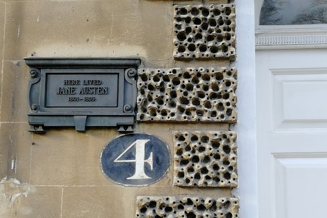 Afternoon Bath City Tour - Private tour from Bristol with a local guide - The Circus and Royal Crescent: Georgian Bath at its finest