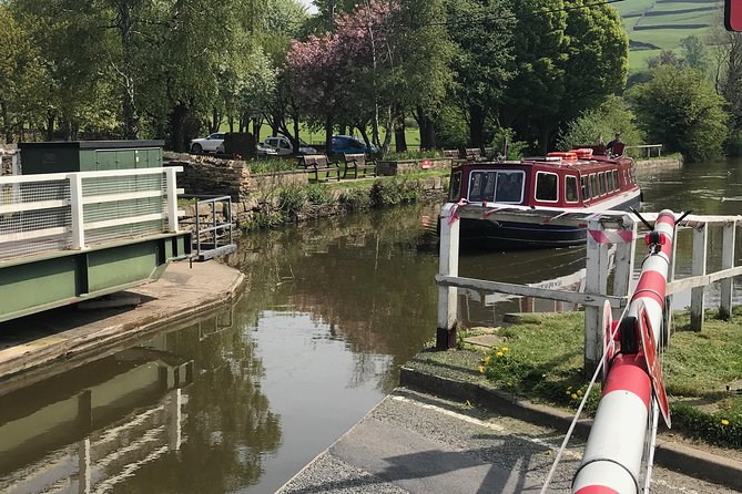 Afternoon Tea Cruise in North Yorkshire - Who will enjoy this cruise most?