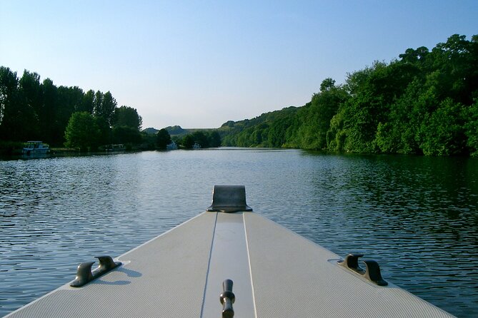 Afternoon Tea Sightseeing River Cruise in Oxford - Leaving Folly Bridge for the Regatta Course