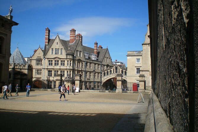 All Inclusive Full Day Private Tour in Oxford and Cotswold - Who will get the most from this day