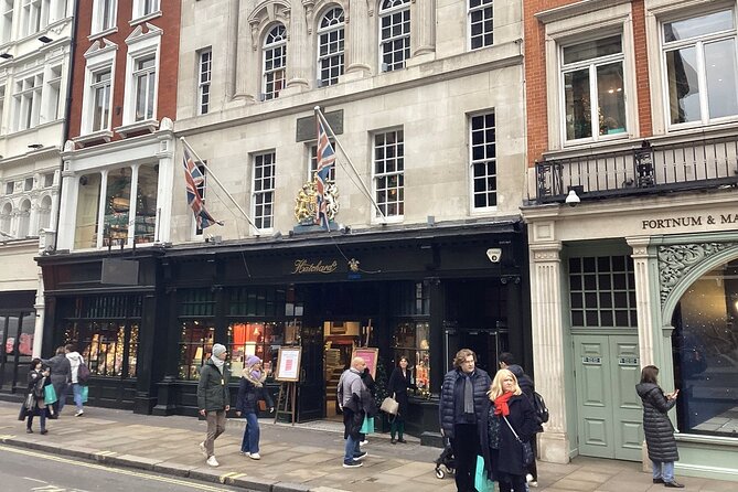 An Audio Guide of Oscar Wilde's Former London Haunts - The Royal Academy and Wilde’s circle of ideas