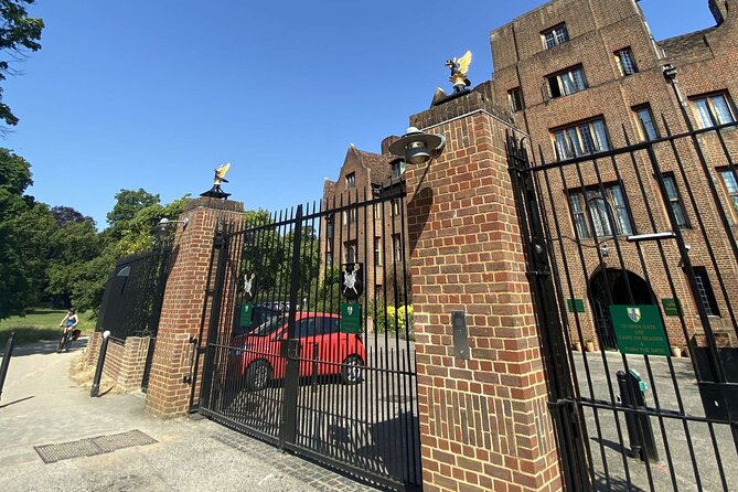 An Audio Guide to Cambridge's Hidden Histories and Rivalries - The Eagle Pub and the social side of university life