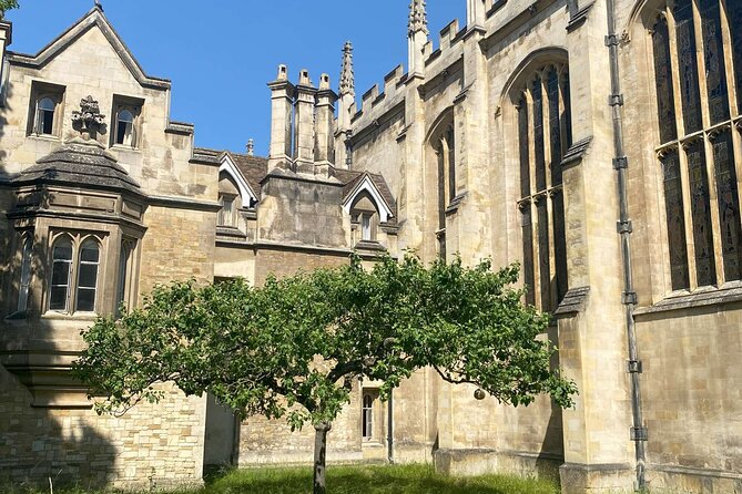 An Audio Guide to Cambridge's Hidden Histories and Rivalries - St Bene’t’s Church and the oldest layer of Cambridge