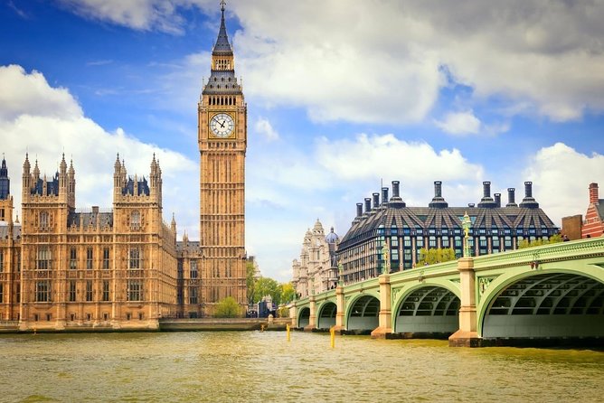 Arrival Transfer: Heathrow Airport LHR to London by Luxury Van - Who gets the best value from the $157.33 price