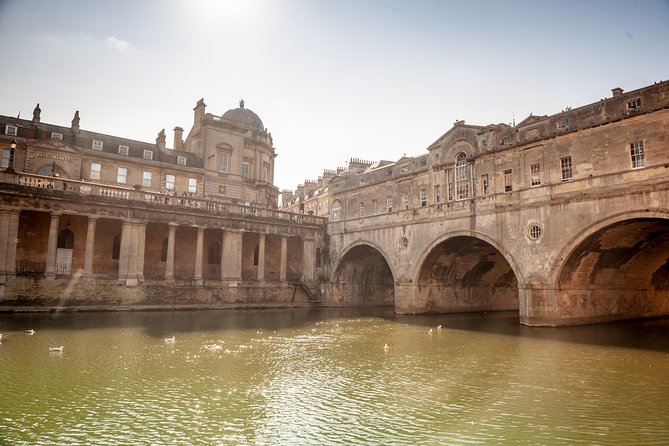 Bath, Avebury and Lacock Village Small-Group Day Tour from London - Who should book this day tour?