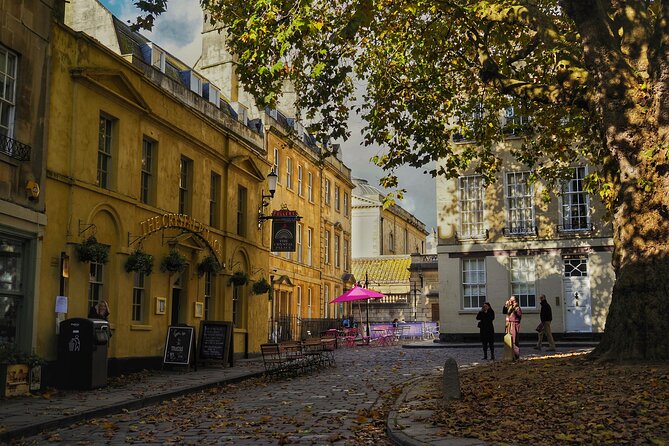 Bath Bridgerton walking tour of filming location with Mobile App - How the Tourific App Works in Practice