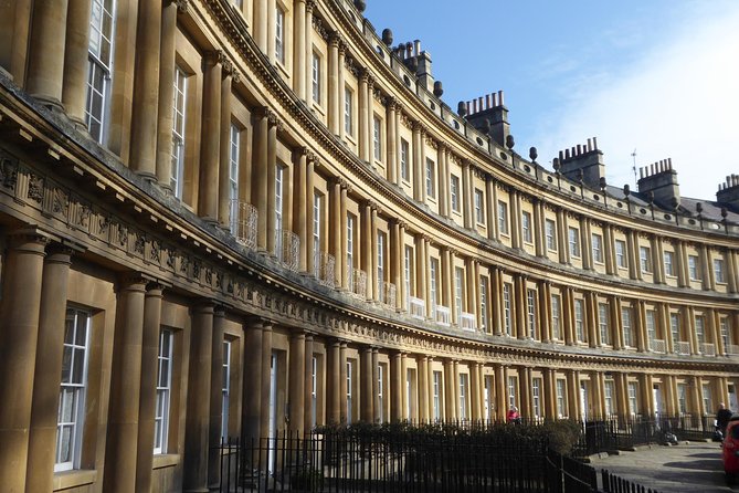 Bath City Tour & Fly a Hawk Experience - Day Tour from Bath - The Circus and No. 1 Royal Crescent