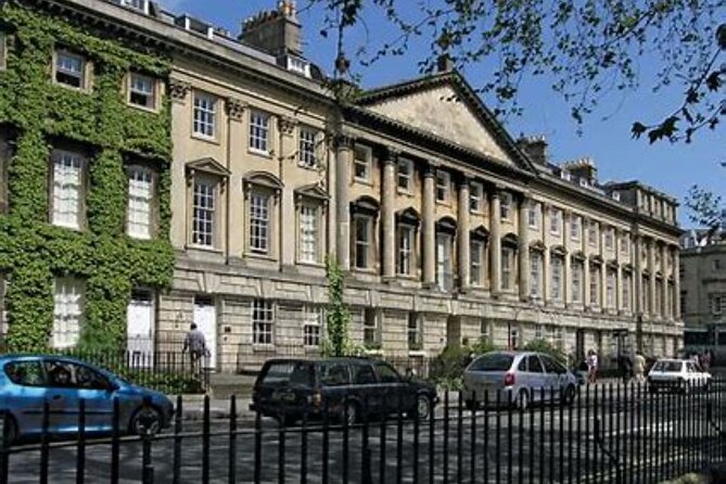 Bath: Local Pubs & Historic Sights Walking Tour (3h) - The Circus and Bath’s Georgian social world