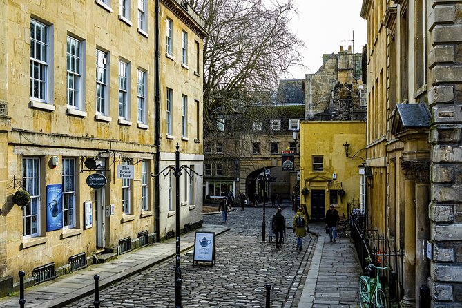 Bath Private Guided Walking Tour - King Bladud and Bath’s earliest story