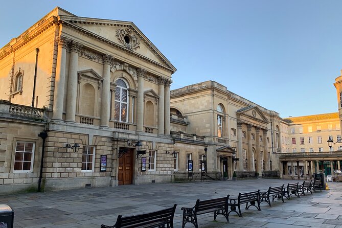 BATH: Private Walking Tour | Blue Badge Guide, 2h, £225 per group - No. 1 Royal Crescent and Georgian style