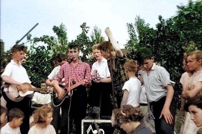 Beatles City Taxi Tours (3 hour duration) - Strawberry Field: gates, gardens, and a visitor center