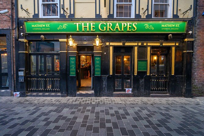 Beatles Famous Walking Tour Of Liverpool- Fully Guided - The White Star and the stories between stops