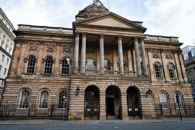 Beatles Famous Walking Tour Of Liverpool- Fully Guided - Derby Square and the famous Queen Victoria photograph