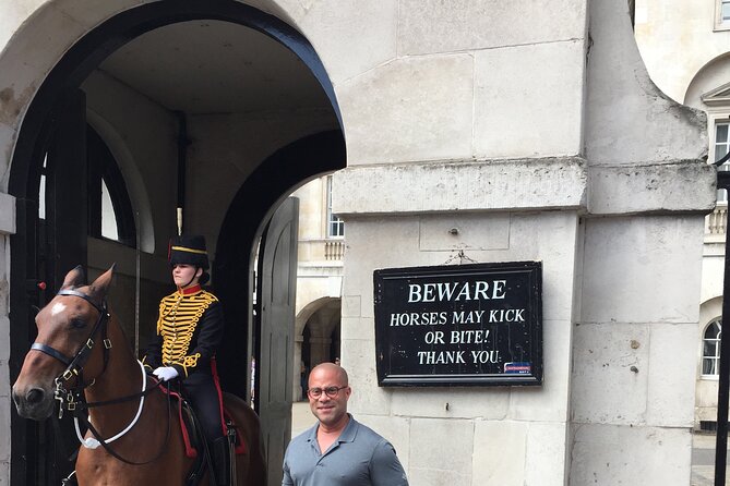 Bespoke Black Cab Heathrow Layover Private Tour - What the private guide adds