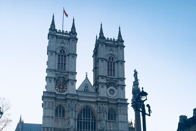 Bespoke London Black Taxi Tours - Horse Guards Parade near the center of government