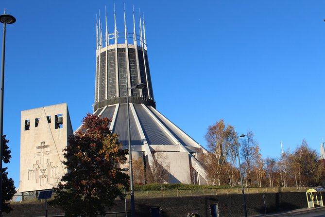 Best of Liverpool Sightseeing Tour by Private Taxi - The Three Graces and Liverpool’s waterfront