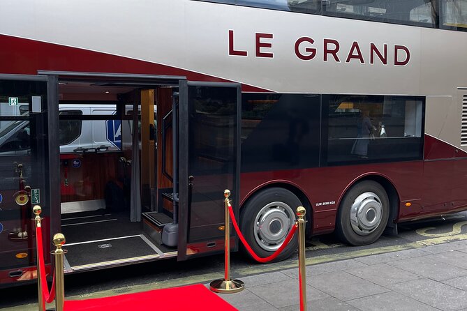 Best of London by LE GRAND - London's Luxury Bus Tour - A polished start at Green Park