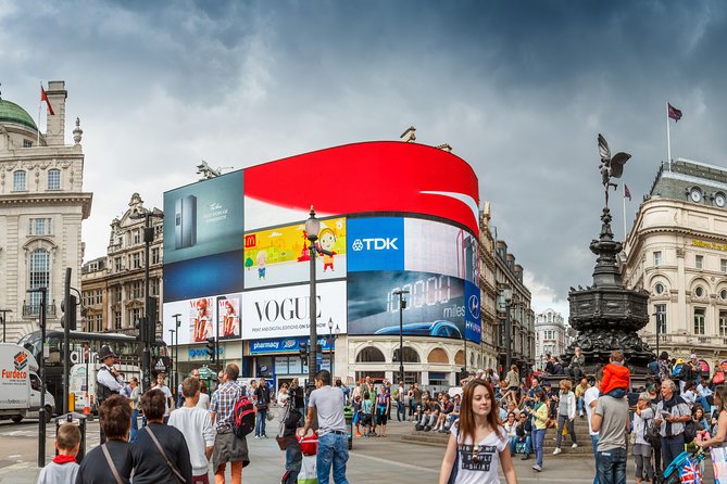Best of London in Half a Day Walking Tour - Trafalgar Square as the city’s meeting point
