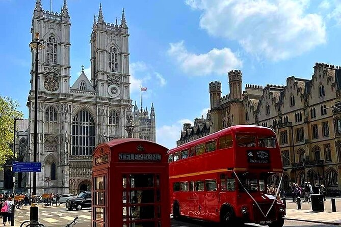 Best of London Tour: Tower of London and Churchill War Rooms - St. Paul’s Cathedral and a quick look at the City