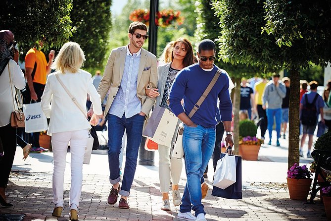 Bicester Village Shopping Trip from London with VIP Discount - Eight hours among more than 150 boutiques
