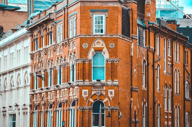 Birmingham Private Walking Tour with a Professional Guide - Birmingham Town Hall and the English Civil War