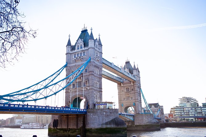 Black Taxi Tour of London: Classic Sightseeing Bespoke & Fun - Westminster Abbey, the coronation church