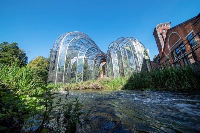 Bombay Sapphire Gin Distillery Tour and Cocktail - Key points to know before you book