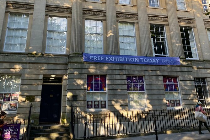 Bridgerton’s Filming Locations in Bath Audio Guide - Walking through historic Bath with a production crew’s eye