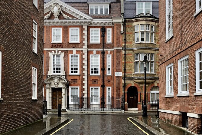Bridgerton Tour in London - Savile Row and the craft of looking the part