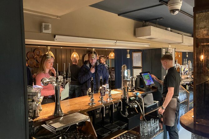 Bristol private pub hopping and sightseeing with local guide - College Green: Craft Beer And A City Center Park