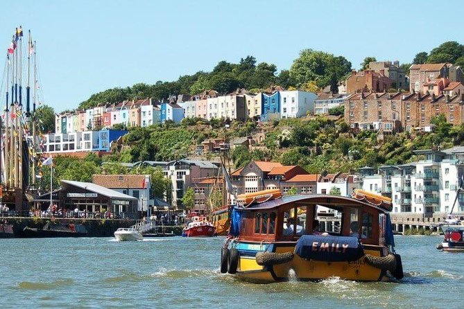 Bristol private walking tour with a local guide - One hour around M Shed and the old harbor