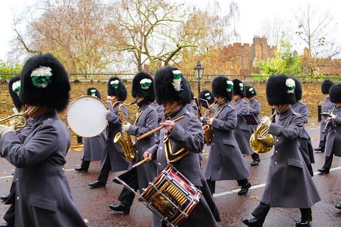 Buckingham Palace & Changing of the Guard Experience - Clarence House keeps the route focused on working royalty