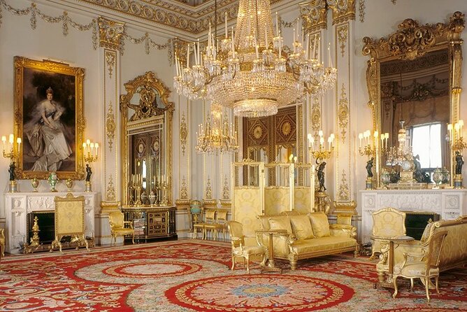 Buckingham Palace & Crown Jewels of London Tour with River Cruise - The Tower of London and the Crown Jewels