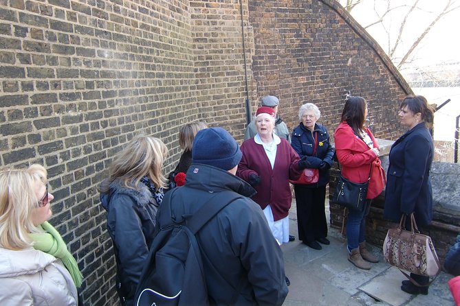 Call the Midwife Location Tour in Chatham - Why the guide matters so much