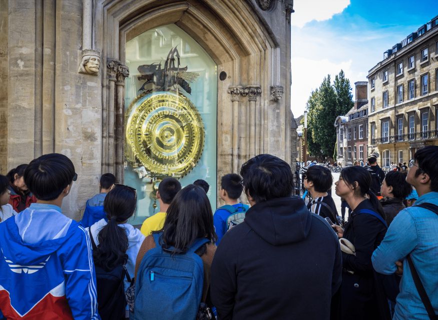 Cambridge: Chinese University Student-Guided Walking Tour - Cambridge in 90 minutes, with the right amount of structure